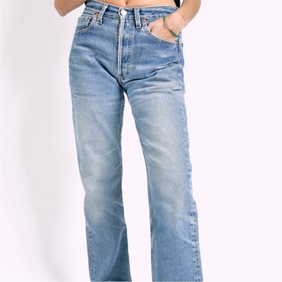 Levi's Original Button Fly 501 Straight Leg Jeans Size 32 - Picture 2 of 7